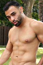 Derrick Ferrari at StraightPornStuds.com